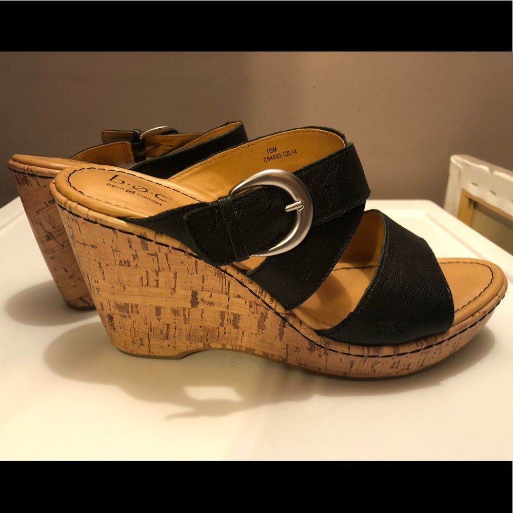 Born wedge strappy sandals